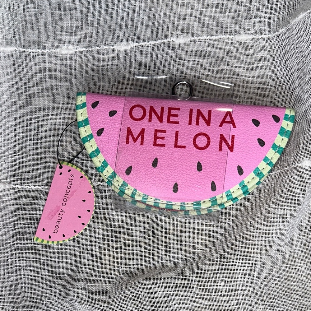 Beauty Concepts B.C. Essential Brow Kit in a Watermelon Pink Zipped Case NWT